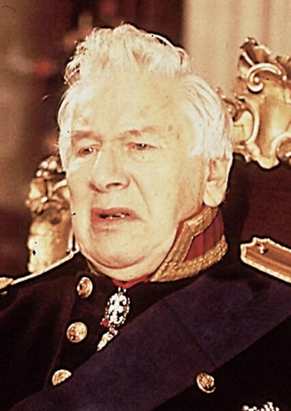 Peter Ustinov photo
