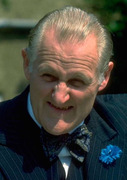 Peter Vaughan photo
