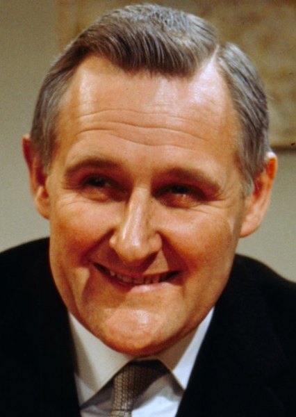 Peter Vaughan photo