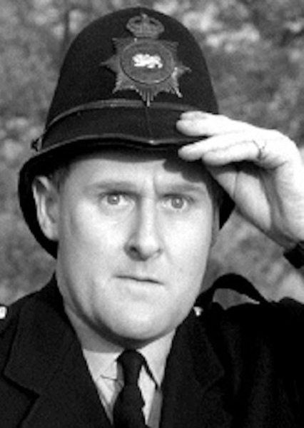 Peter Vaughan photo