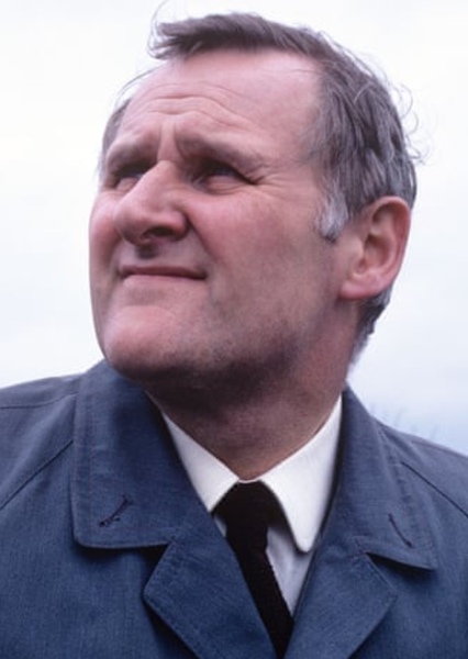 Peter Vaughan photo