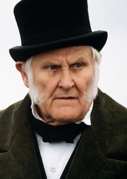 Peter Vaughan photo