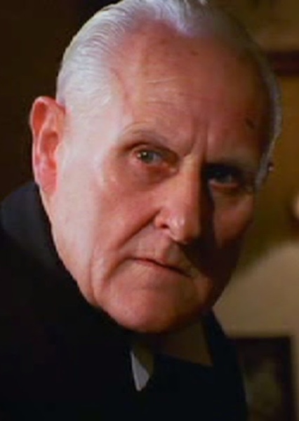 Peter Vaughan photo