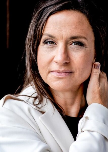 Petra Mede photo