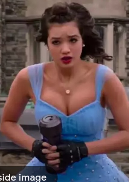 Peyton Elizabeth Lee