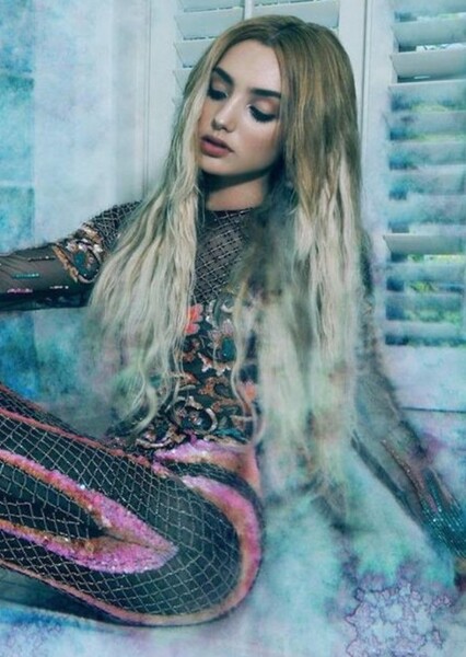 Peyton List photo