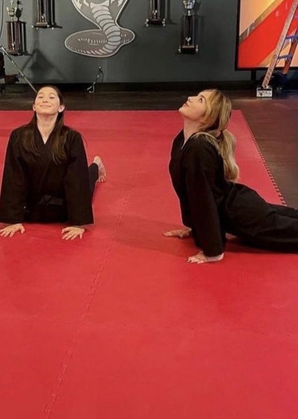 Peyton List and Oona O’Brien photo