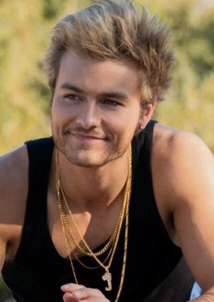 Peyton Meyer photo