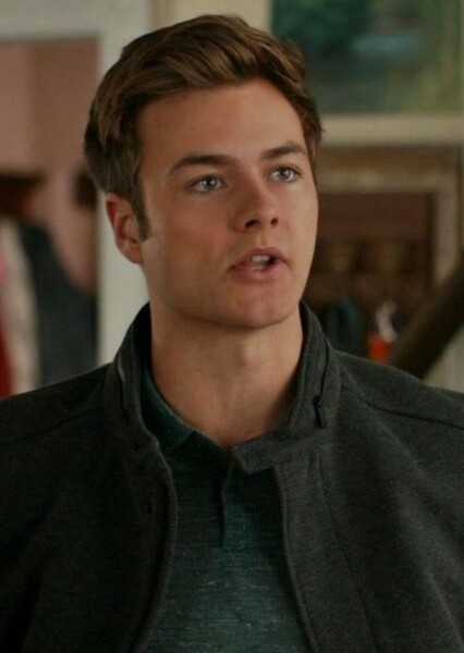 Peyton Meyer photo