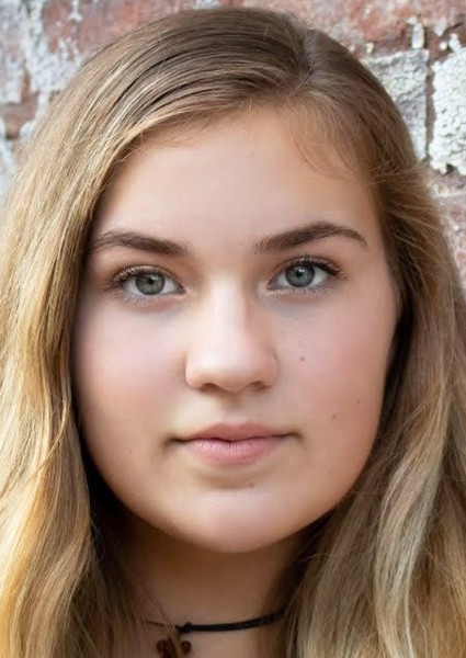Phoebe Amirault photo