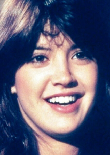 Phoebe Cates photo