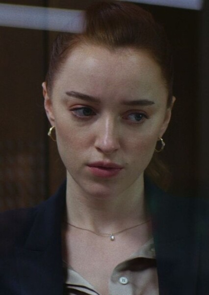 Phoebe Dynevor