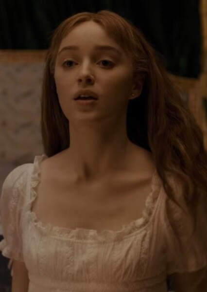 Phoebe Dynevor photo
