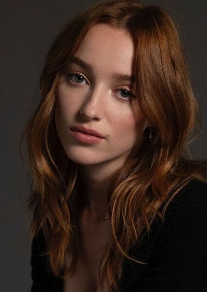 Phoebe Dynevor
