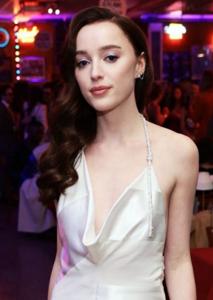 Phoebe Dynevor