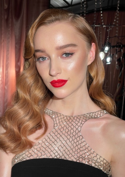 Phoebe Dynevor