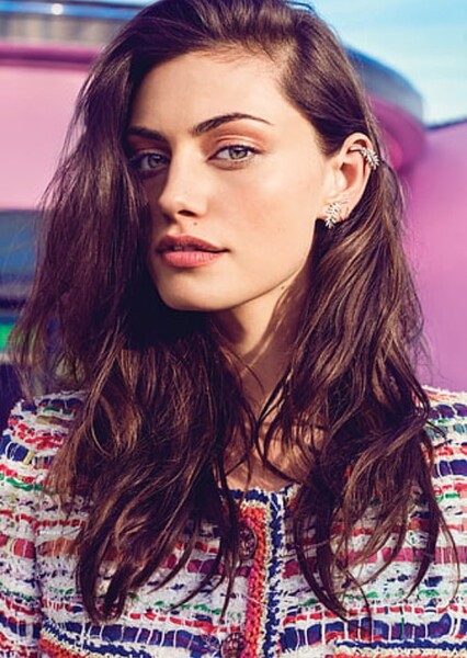Phoebe Tonkin photo