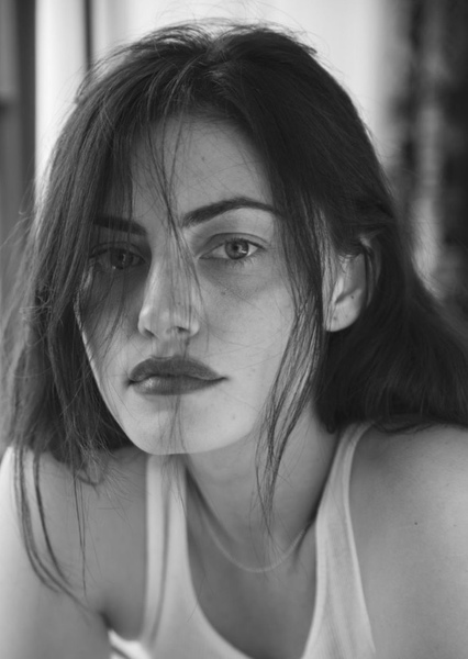 Phoebe Tonkin