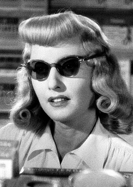 Phyllis Dietrichson photo