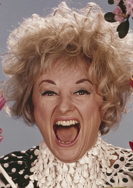 Phyllis Diller photo