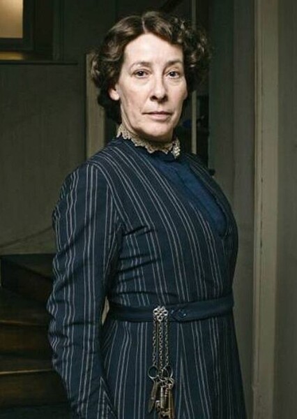 Phyllis Logan photo