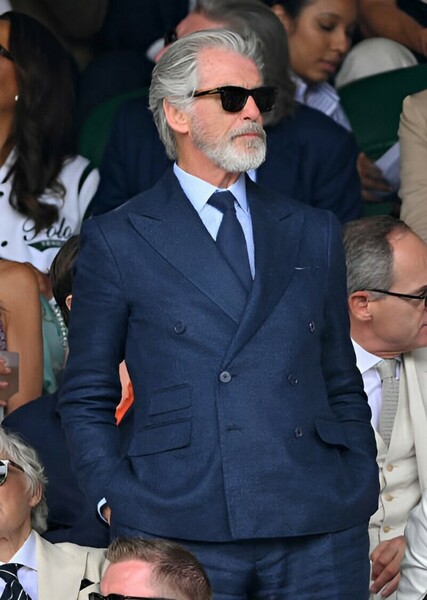 Pierce Brosnan photo