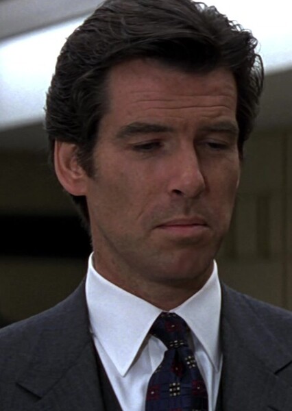Pierce Brosnan photo