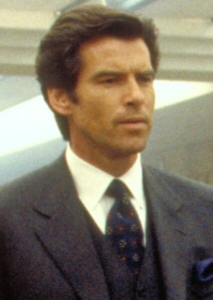 Pierce Brosnan photo