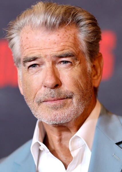 Pierce Brosnan photo