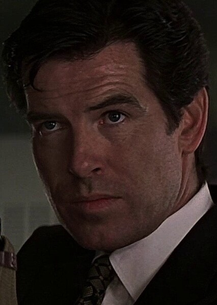 Pierce Brosnan photo