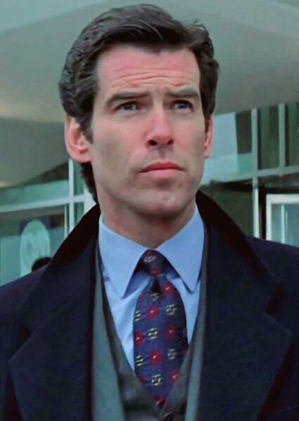 Pierce Brosnan photo