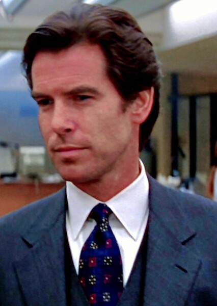 Pierce Brosnan photo