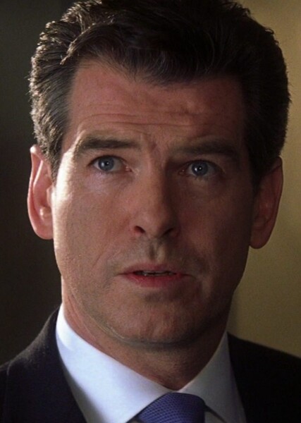 Pierce Brosnan photo