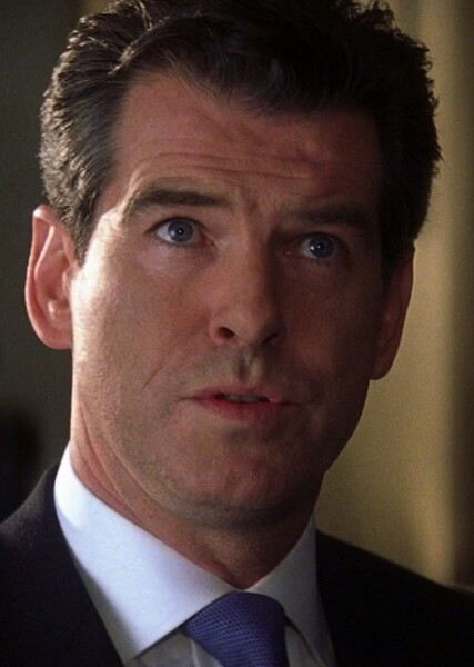 Pierce Brosnan photo