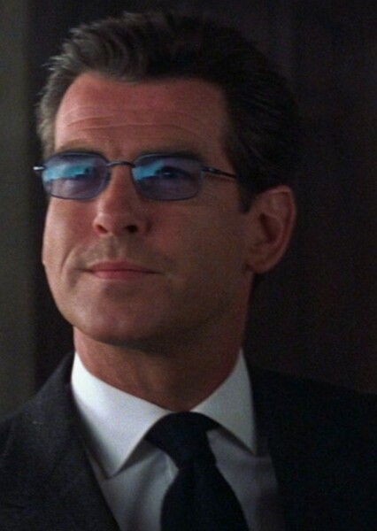 Pierce Brosnan photo