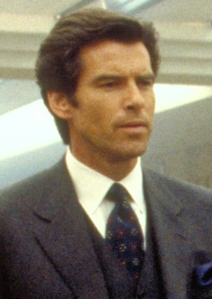 Pierce Brosnan photo
