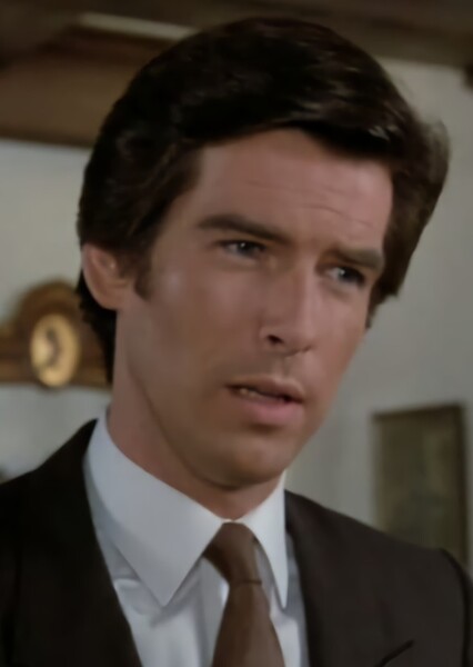 Pierce Brosnan photo