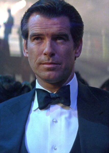 Pierce Brosnan photo