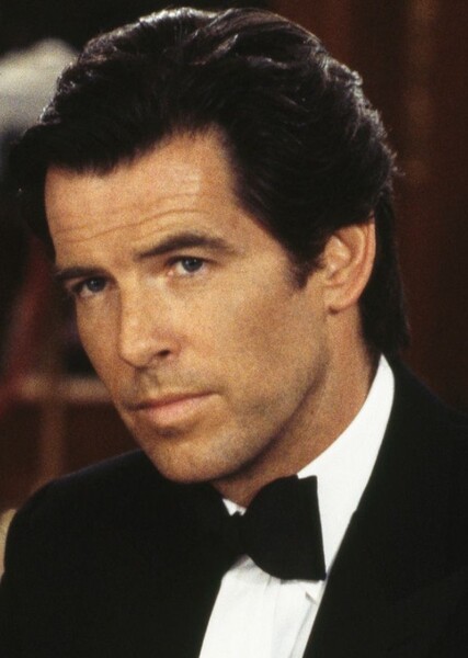 Pierce Brosnan photo