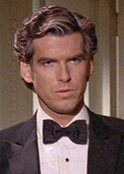 Pierce Brosnan photo