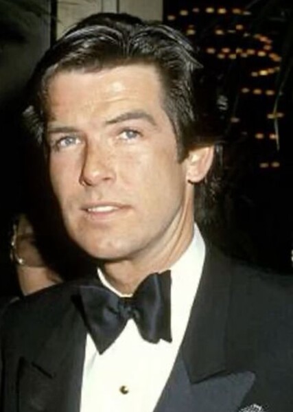 Pierce Brosnan photo