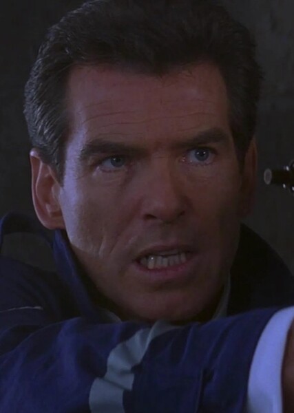 Pierce Brosnan photo