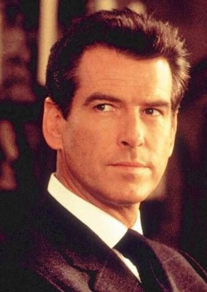 Pierce Brosnan photo