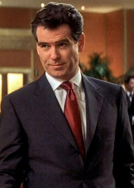 Pierce Brosnan photo