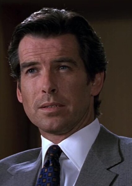 Pierce Brosnan photo