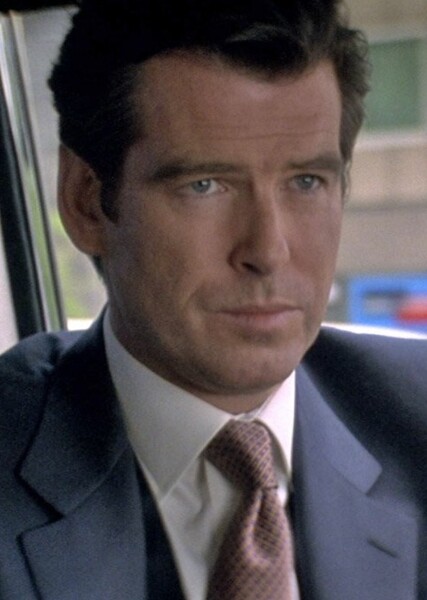 Pierce Brosnan photo