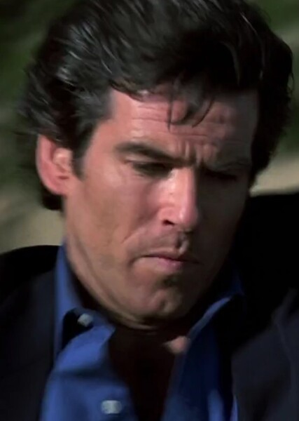 Pierce Brosnan photo