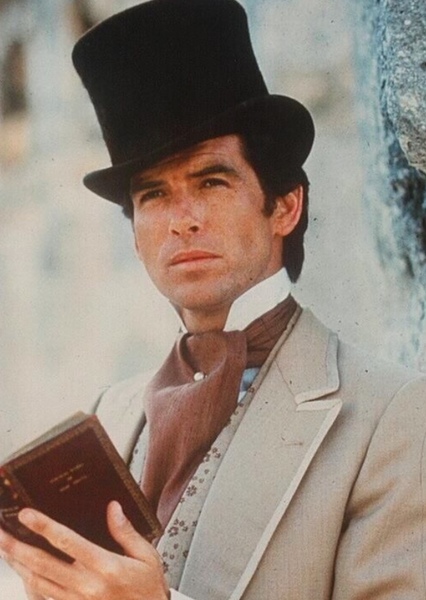 Pierce Brosnan photo