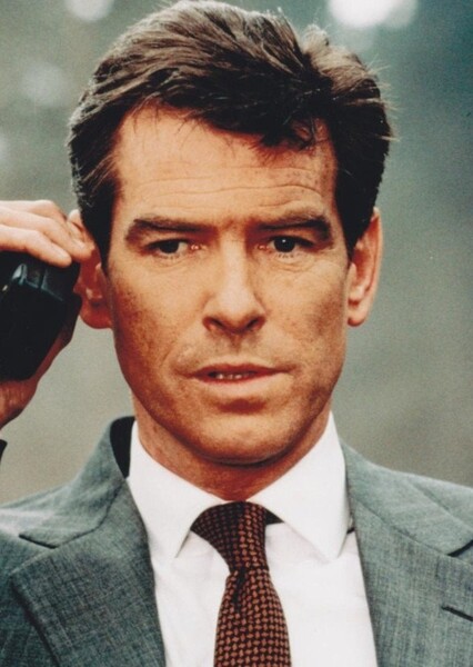 Pierce Brosnan photo