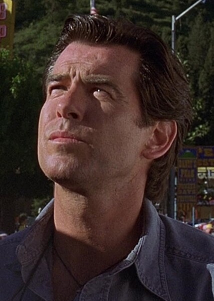 Pierce Brosnan photo